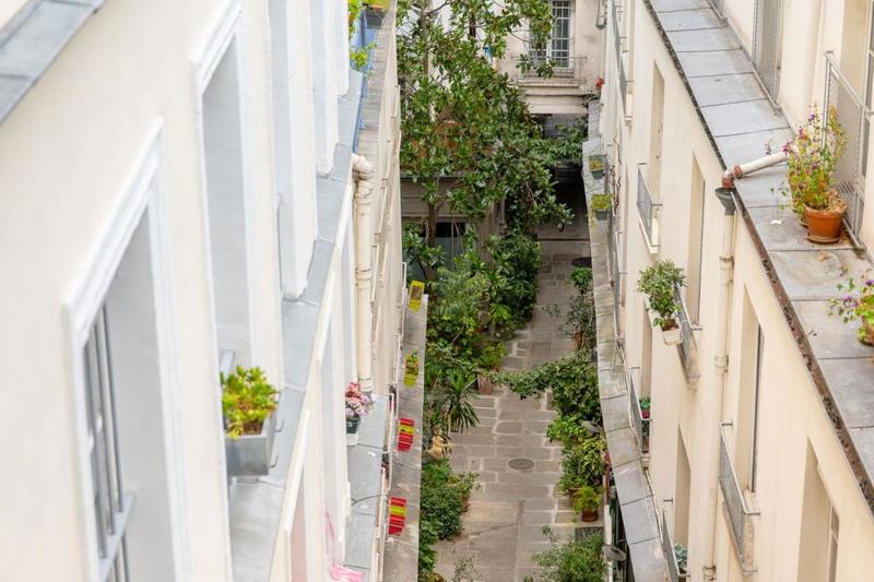 Appartement - 120 m² - 6 pièces