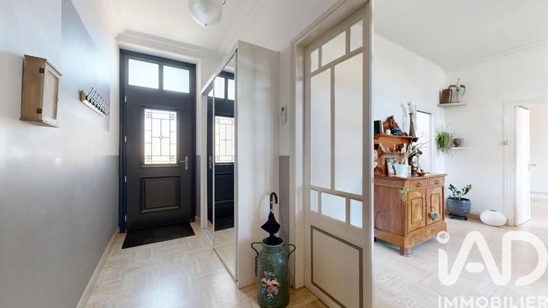 Maison - 171 m² - 8 pièces