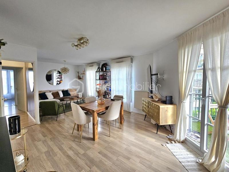 Appartement - 70 m² - 4 pièces