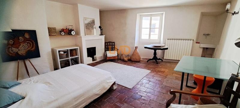 Maison - 195 m² - 8 pièces