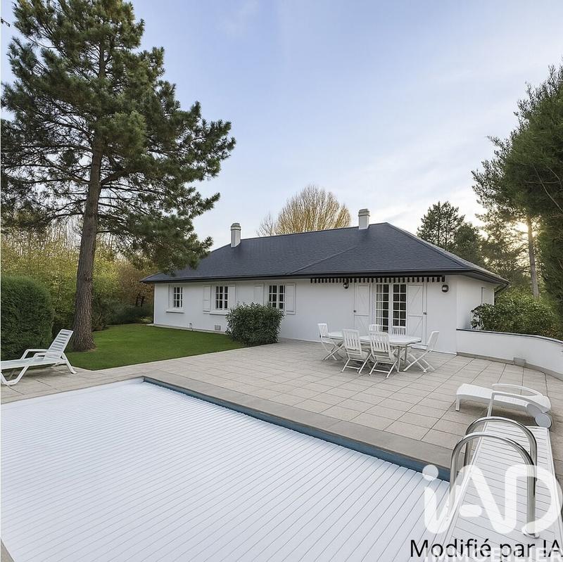 Maison - 210 m² - 6 pièces