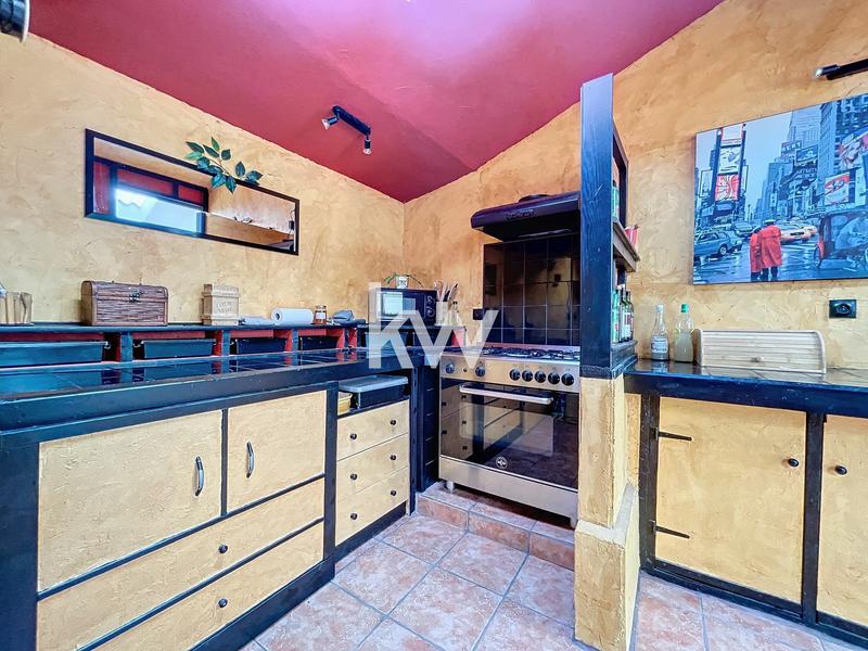 Maison ancienne - 165 m² - 7 pièces