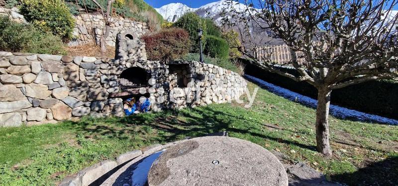 Appartement - 102 m² - 4 pièces