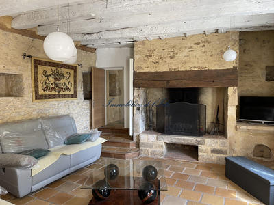 Maison - 235 m² - 8 pièces