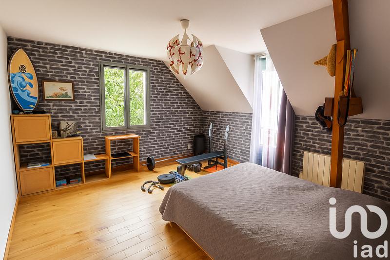 Maison - 170 m² - 6 pièces