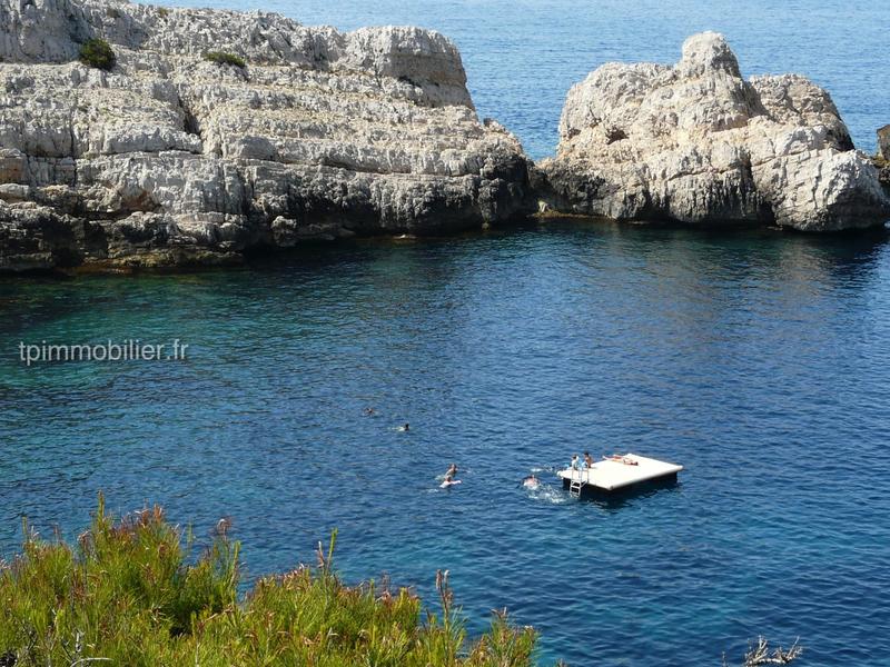 Villa - 250 m² - 8 pièces