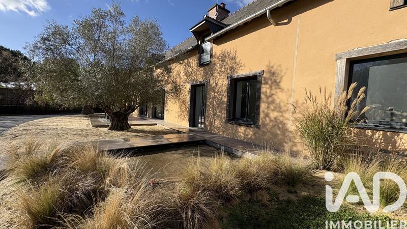 Maison - 206 m² - 8 pièces