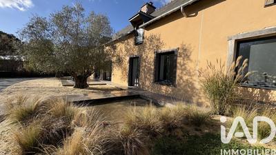 Maison - 206 m² - 8 pièces