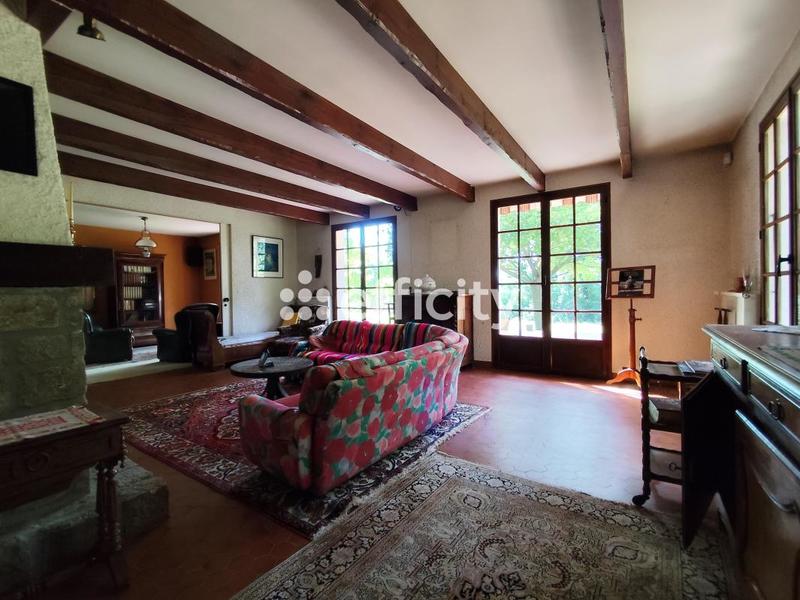 Maison - 182 m² - 5 pièces