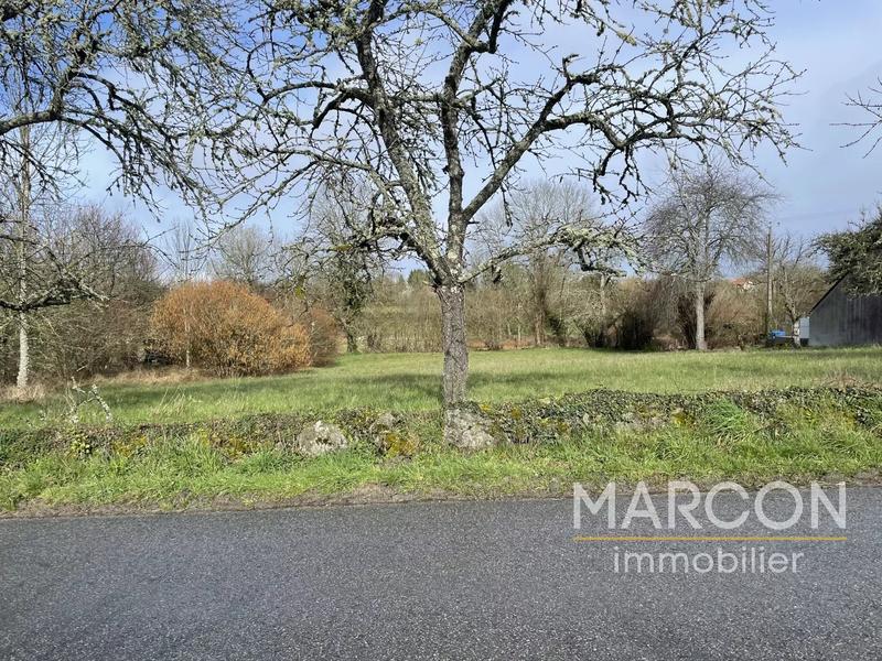 Terrain constructible - 2 361 m²
