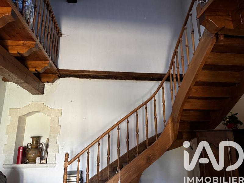 Maison - 306 m² - 9 pièces