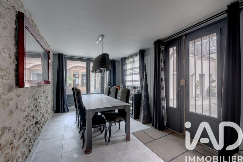 Maison de ville - 140 m² - 7 pièces