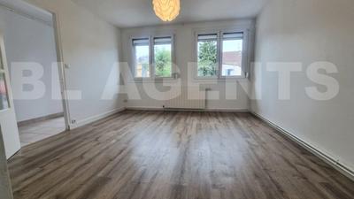 Maison - 74 m² - 3 pièces