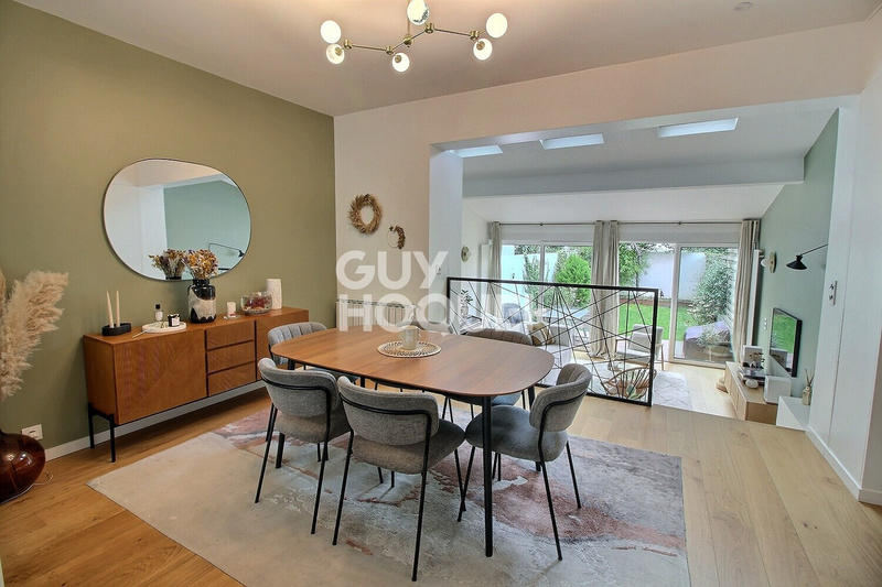 Maison - 120 m² - 6 pièces