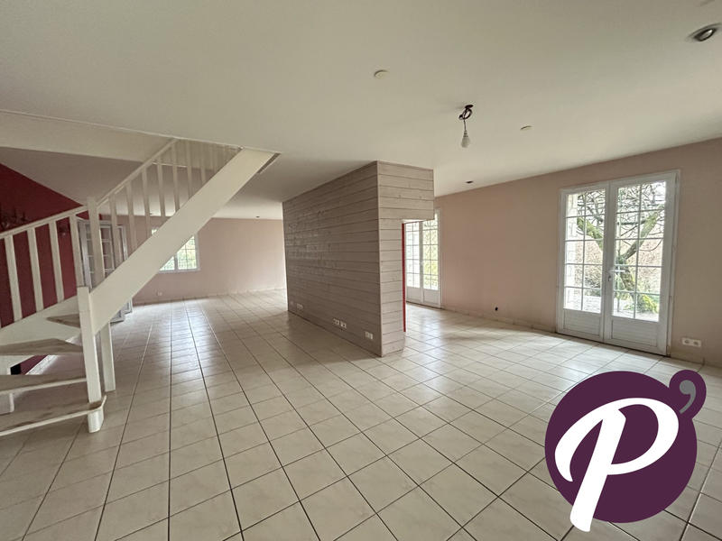 Maison - 200 m² - 6 pièces