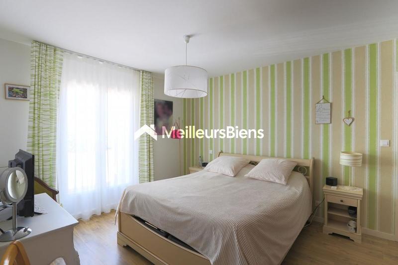 Maison - 130 m² - 6 pièces