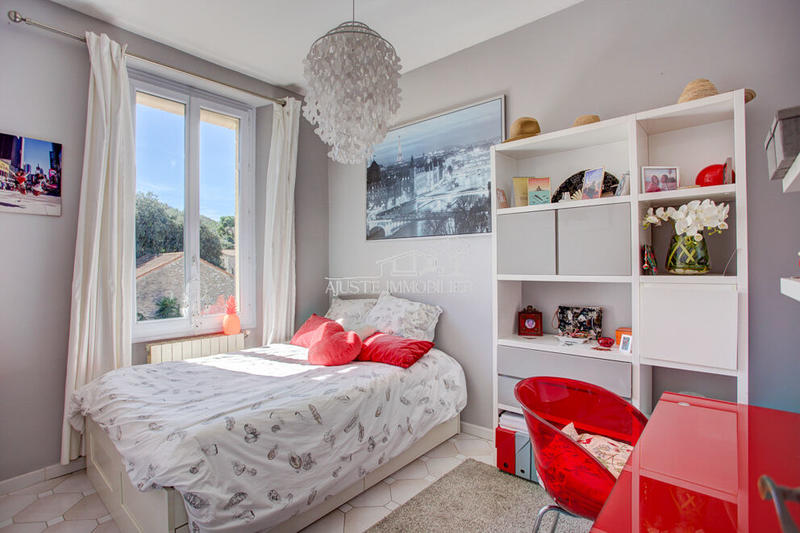 Maison bourgeoise - 186 m² - 8 pièces