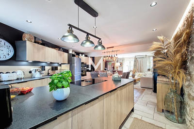 Maison de village - 125 m² - 5 pièces