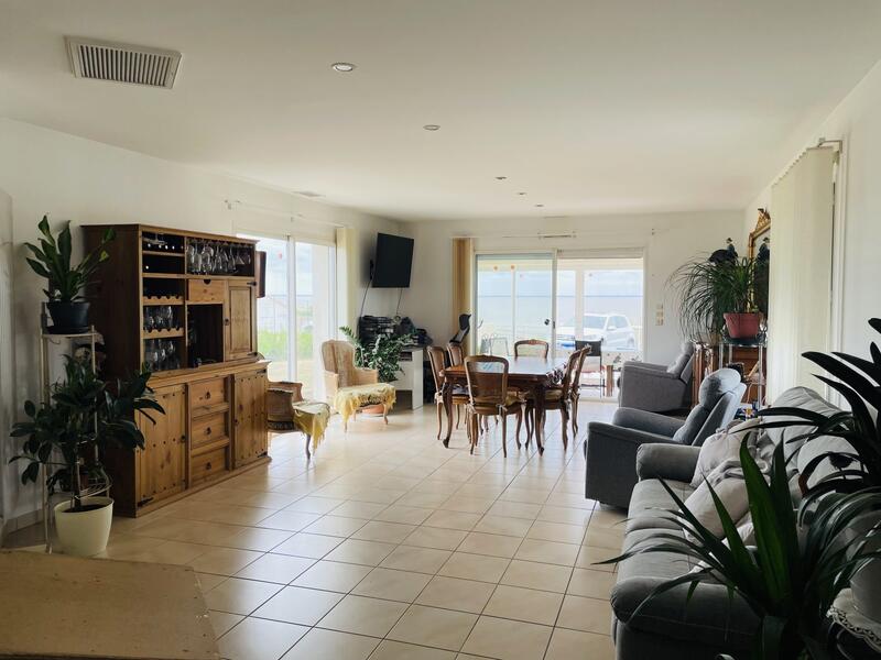 Maison traditionnelle - 142 m² - 5 pièces