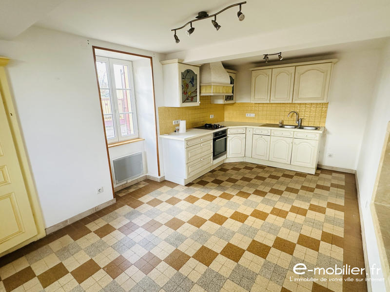 Maison - 110 m² - 5 pièces