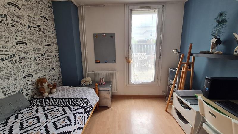 Appartement - 94 m² - 5 pièces