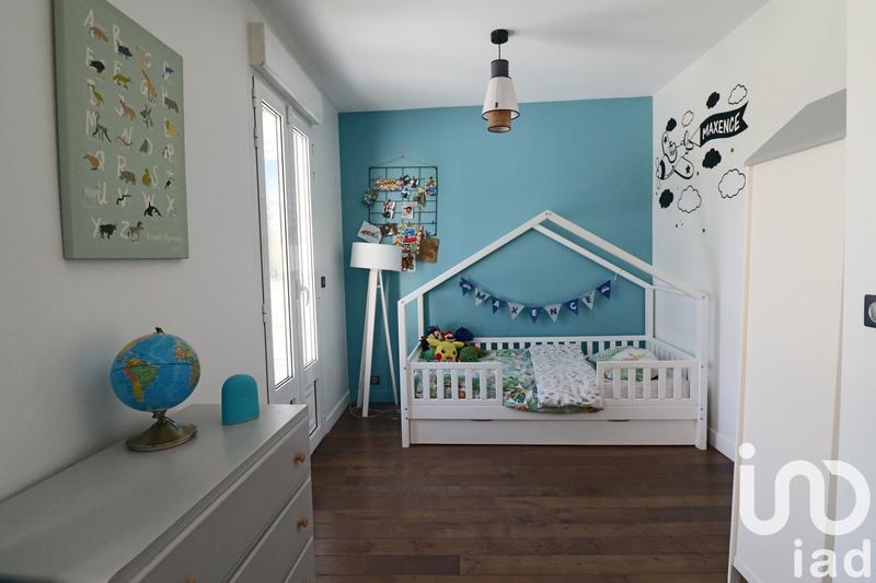 Maison - 195 m² - 6 pièces