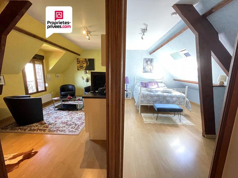 Maison - 205 m² - 8 pièces