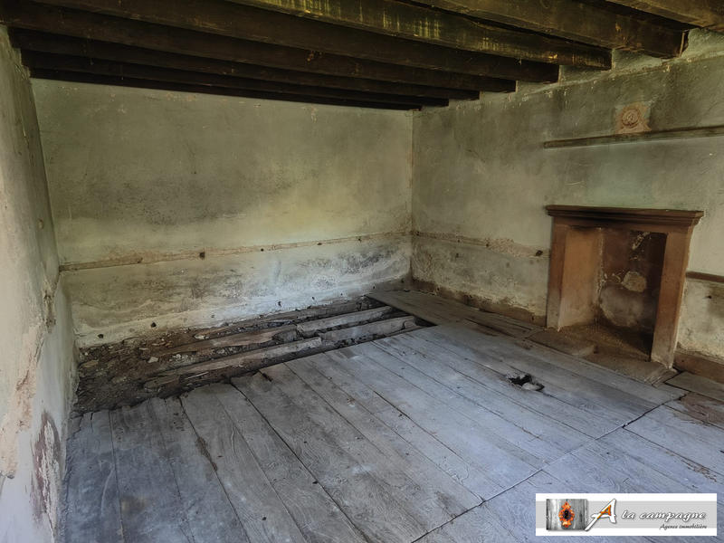 Maison ancienne - 101 m² - 8 pièces