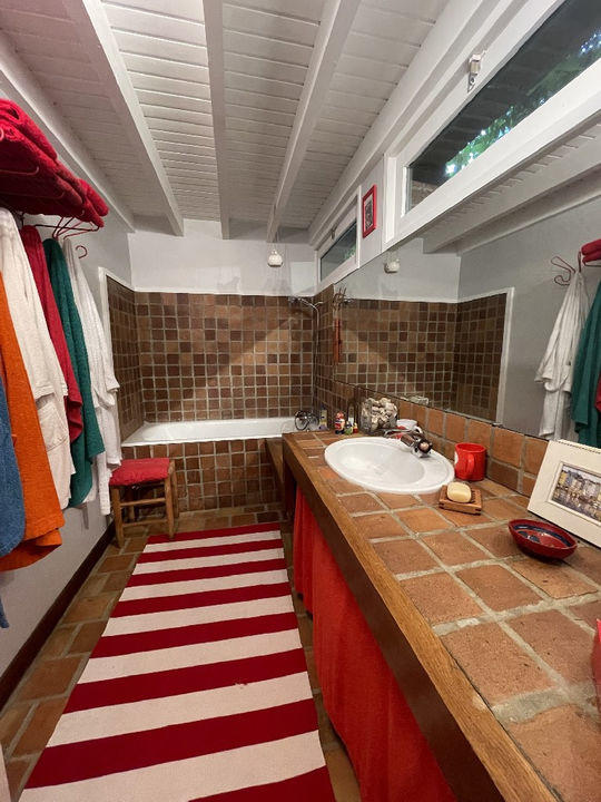 Maison d'architecte - 330 m² - 11 pièces