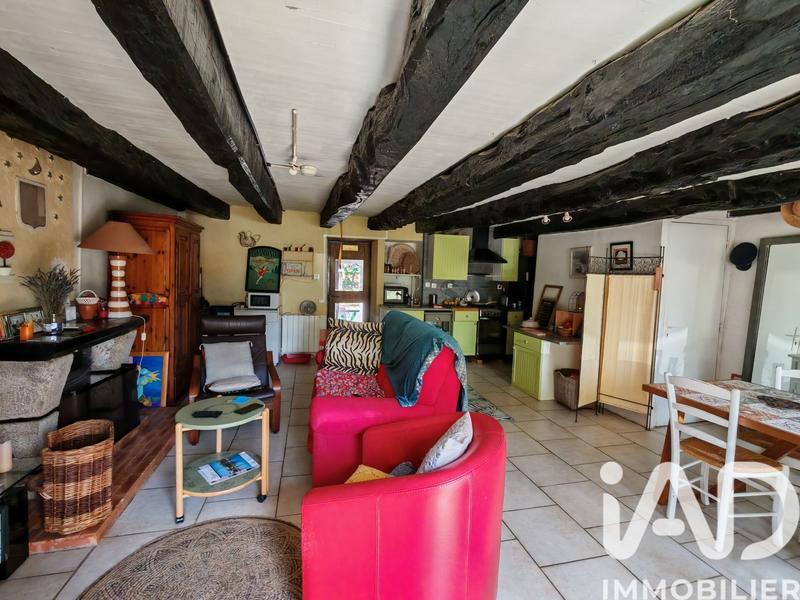 Maison - 98 m² - 5 pièces