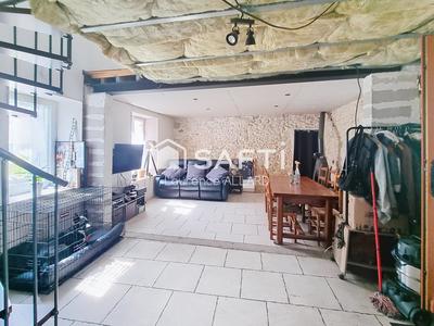 Maison - 82 m² - 4 pièces