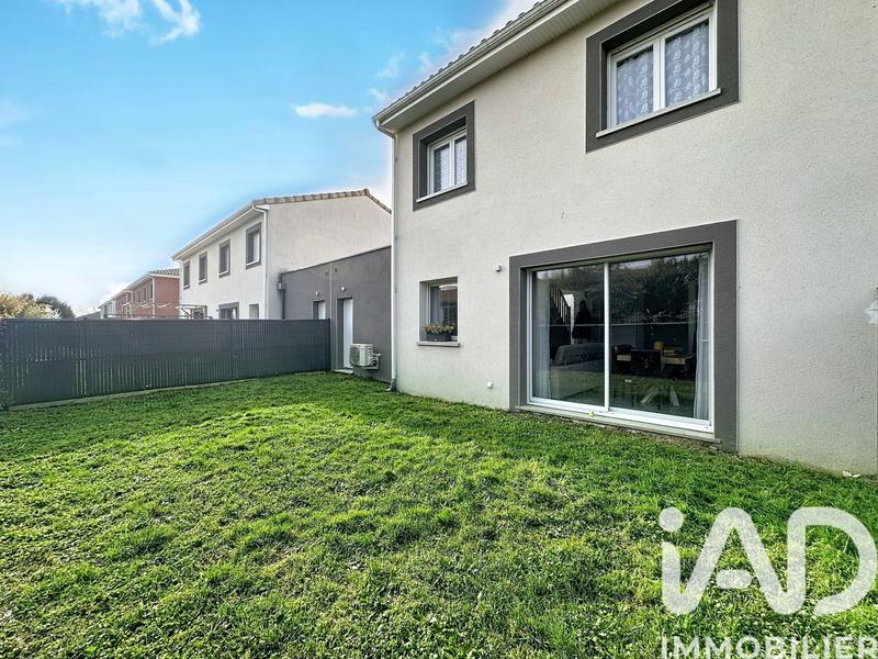 Maison - 83 m² - 4 pièces