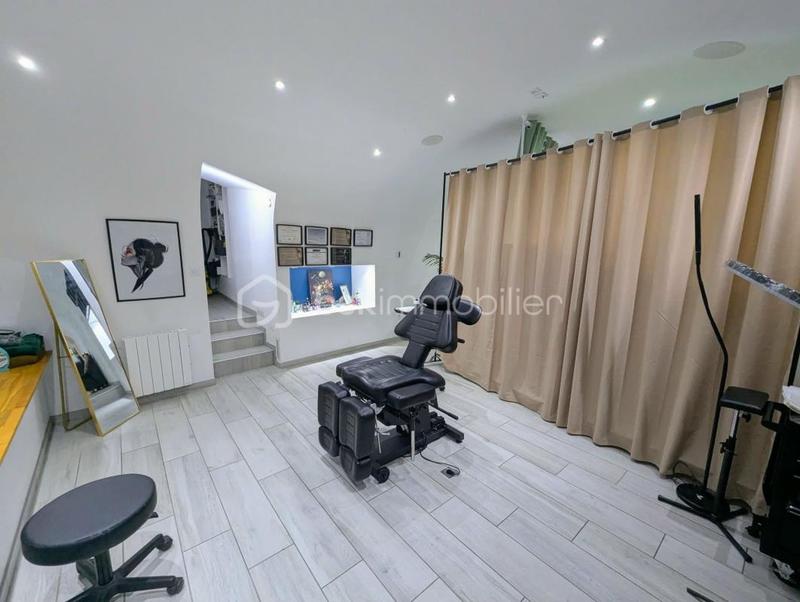 Local commercial - 68 m² - 2 pièces