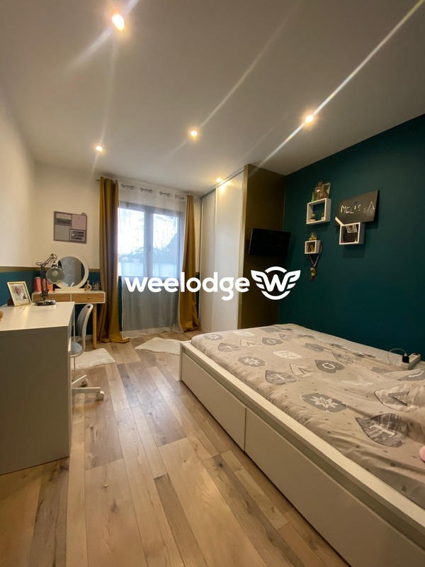 Maison - 165 m² - 6 pièces