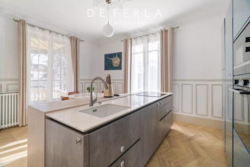 Château - 360 m² - 10 pièces