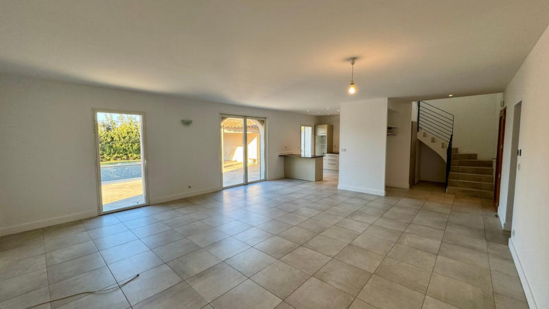 Maison - 137 m² - 5 pièces