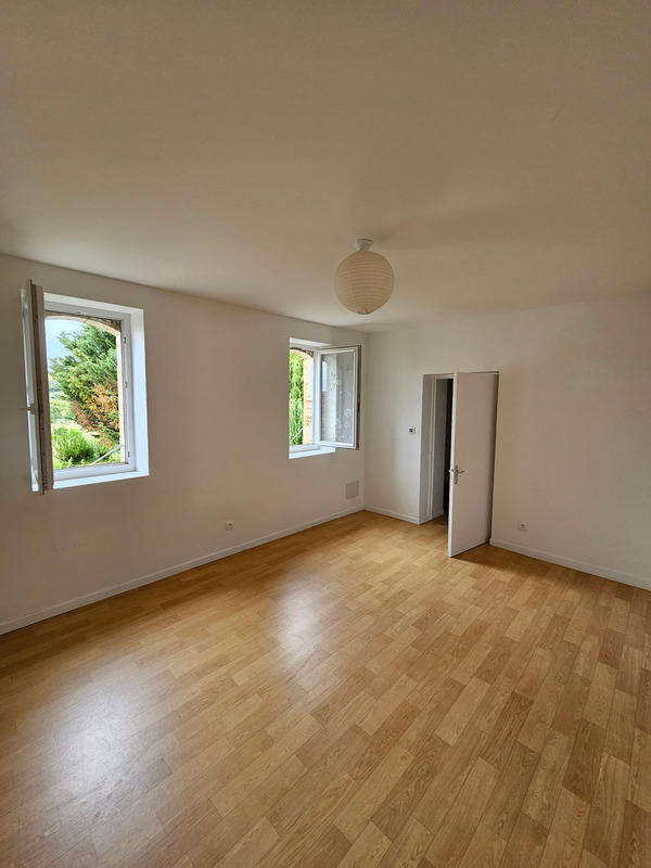 Corps de ferme - 255 m² - 8 pièces