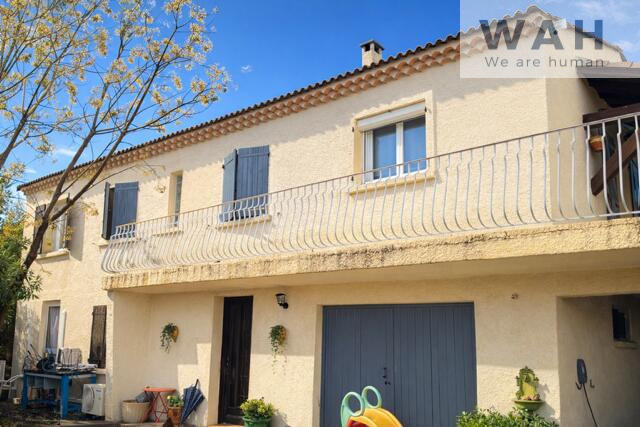 Maison - 176 m² - 6 pièces