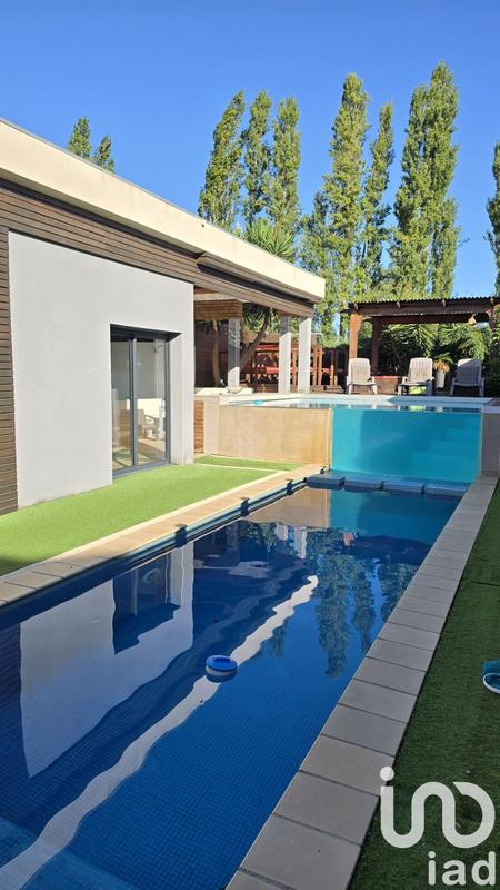 Maison - 90 m² - 5 pièces