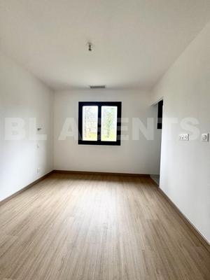 Maison contemporaine - 120 m² - 4 pièces