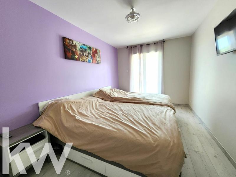 Maison - 3 200 m² - 5 pièces