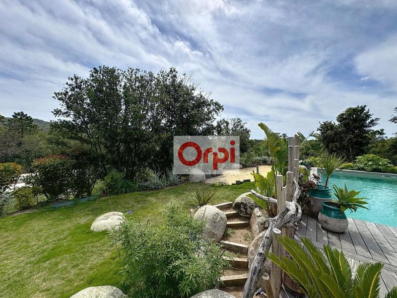 Maison - 163 m² - 5 pièces