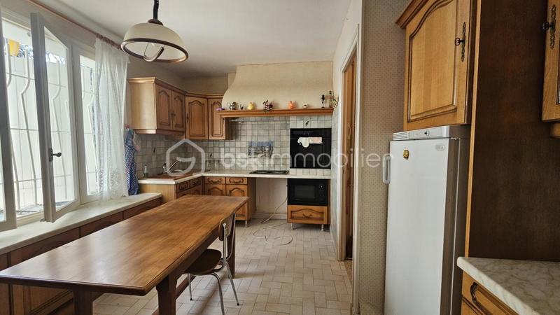 Villa - 237 m² - 7 pièces