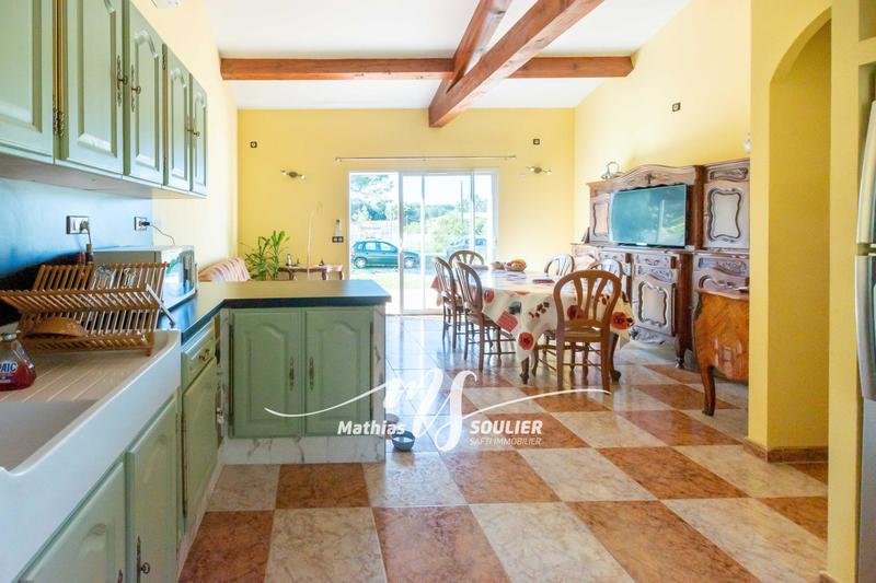 Villa - 232 m² - 10 pièces