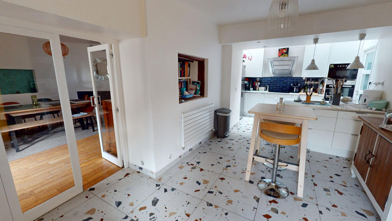 Maison - 168 m² - 7 pièces