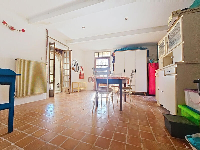 Maison - 280 m² - 10 pièces