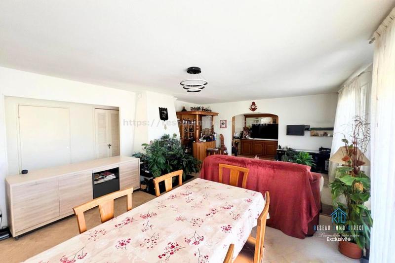 Maison traditionnelle - 100 m² - 4 pièces