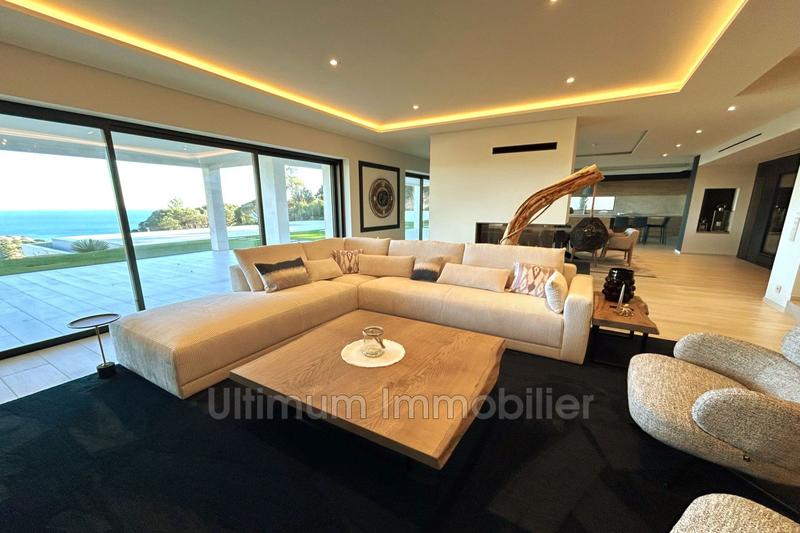 Villa - 380 m² - 7 pièces