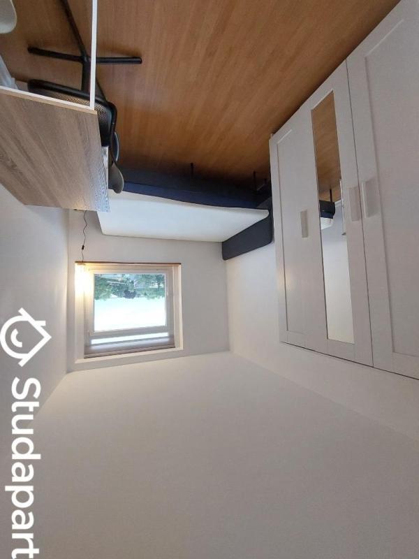 Chambre - 9 m² - 1 pièce