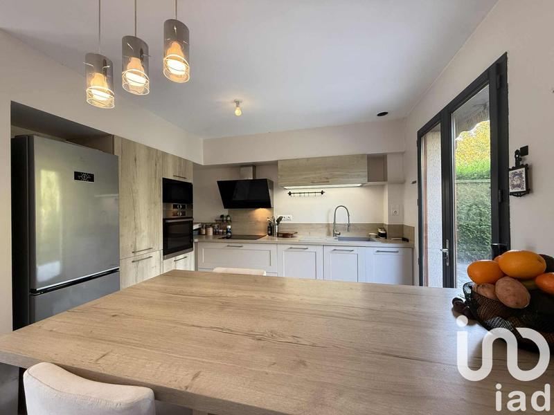 Maison - 88 m² - 5 pièces